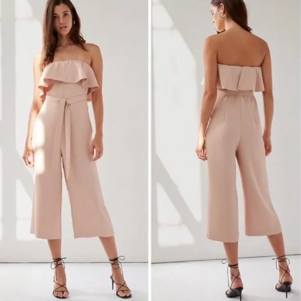 Aritzia Babaton flutter jumpsuit size 2 blush color